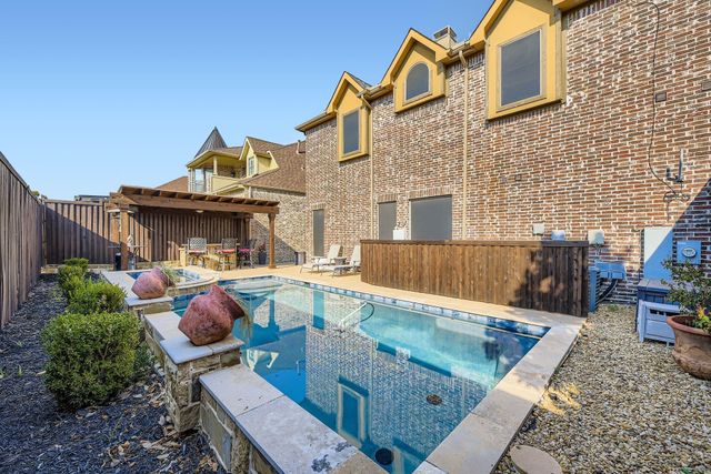 7113 Underwood Dr — Kings Ridge Add Ph Three