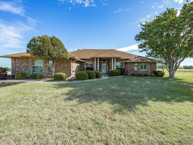 6671 Fm 660 — Cross Roads Farm