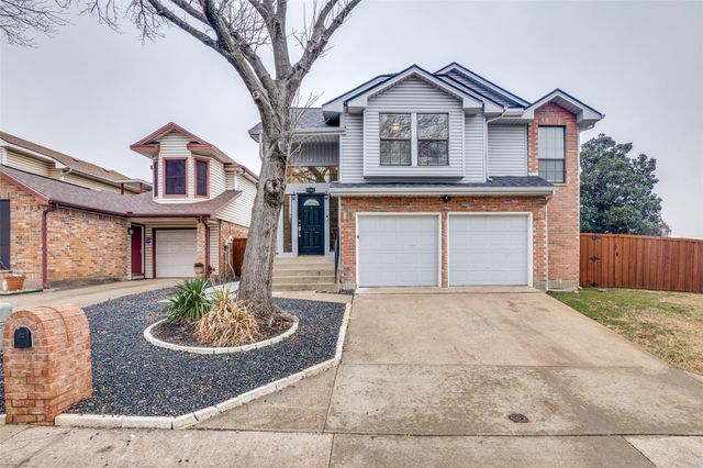 1701 Lakestone Ct — Highgate