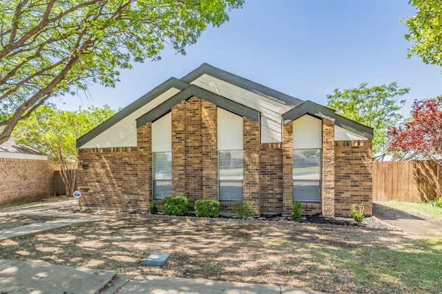 4052 La Costa Ct — Broadmoor Hills Ph 04