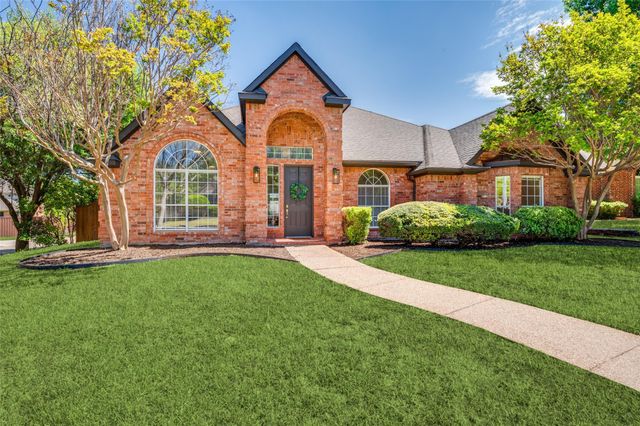 8408 Buxton Ct — Highland Ridge I