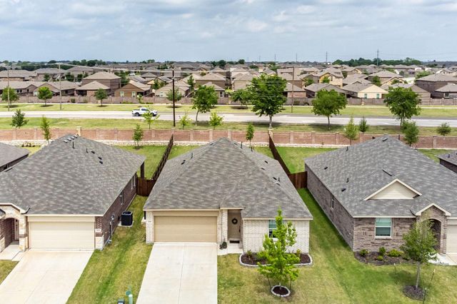 1800 Chestnut Oak Ct — Shaded Tree Ph 1