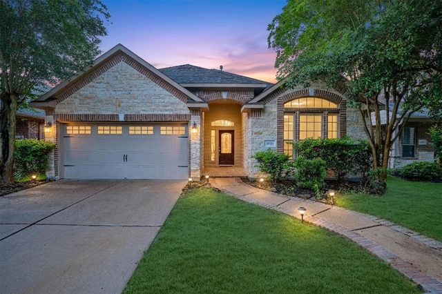 18843 Cove Pointe Dr — Cove Sec 04