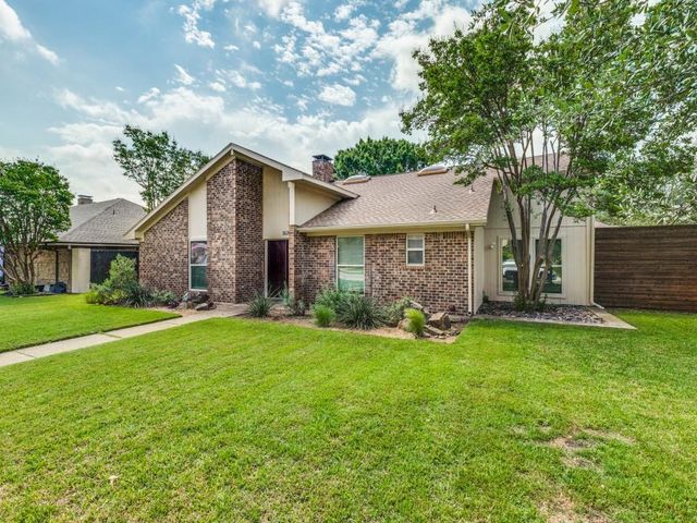 3620 Wandering Trl — River Bend Park Community