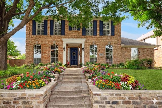 3704 Southport Dr — Highland Ridge