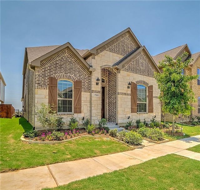 7124 Isle Royal Ln — Parkside West Ph 1b