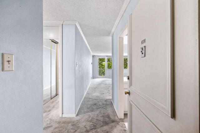 21 Turtle Creek