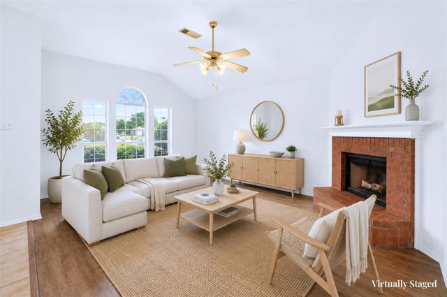 1201 Rye Glen Dr — Overlook Estates II