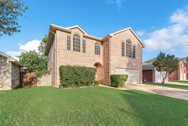 5715 Creekhollow Dr — Creekside Park Add