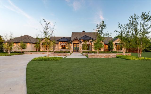 6101 Crystal Cove Ct — Emerald Heights