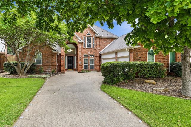 2105 Leeds Dr — Oakwood Glen First Sec