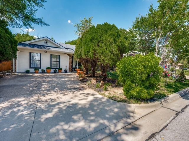5304 Umbrella Pine Ct — Fairfield Add