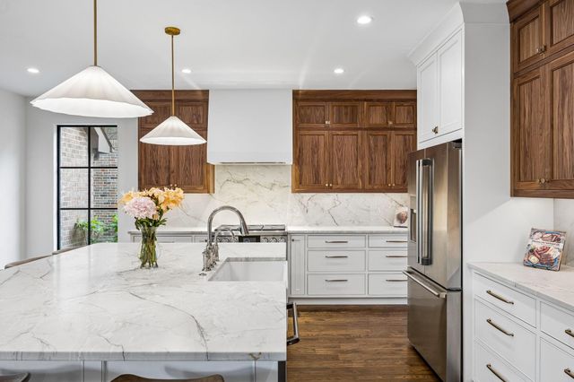4644 Ridgeland Dr — The Lakes On Legacy Drive Ph I