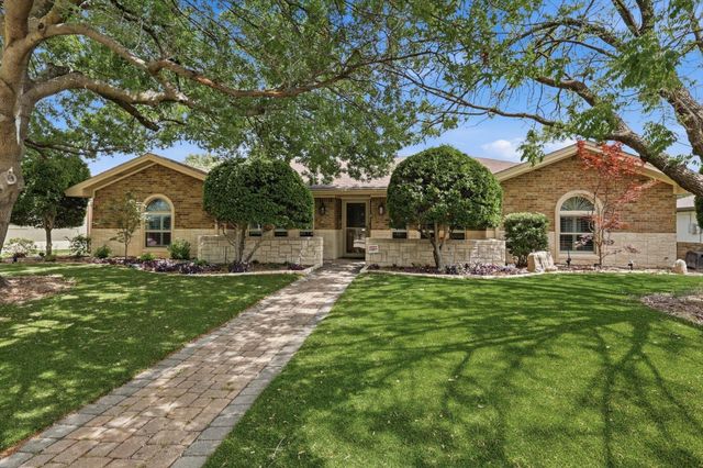 1504 Cloister Way — Cloisters