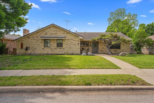 1426 Lexington Dr — Southgate Acres #1