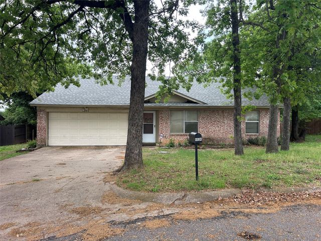 4604 Elm Branch Dr — Willow Wood Add