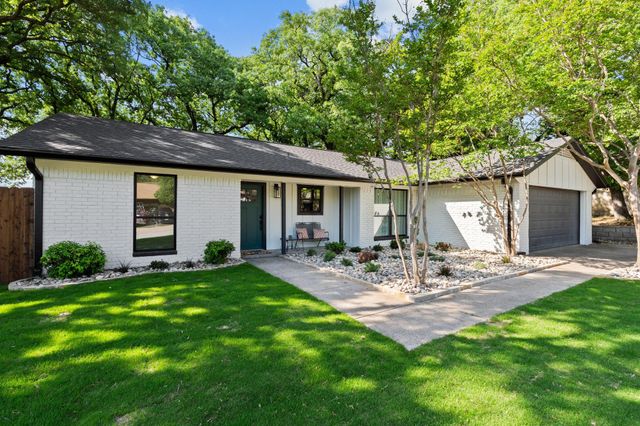 103 Camelot Dr — Briarwood Sec 01