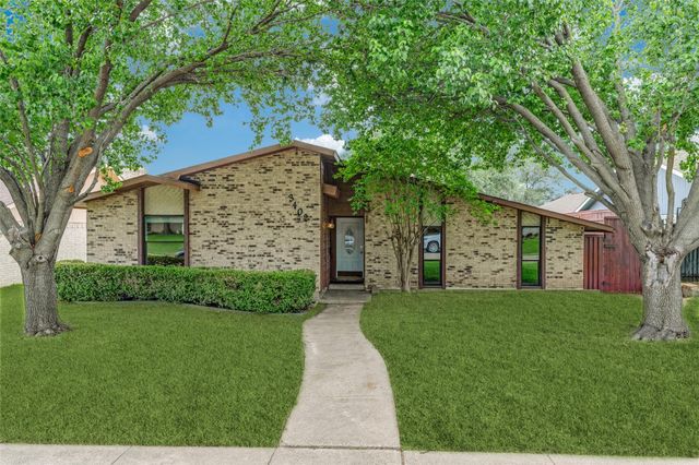 3402 Flagstone Dr — Arapaho East 01 Rev