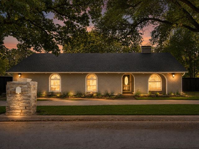 3911 Shady Valley Dr — Shady Valley Acres Add