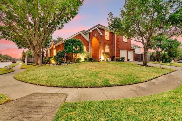 7700 Buccaneer Cir — Waterfront Enchanted Bay Arl