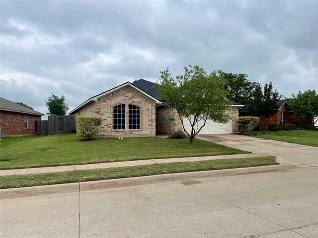 12201 Rolling Ridge Dr — Shadow Glen Estates