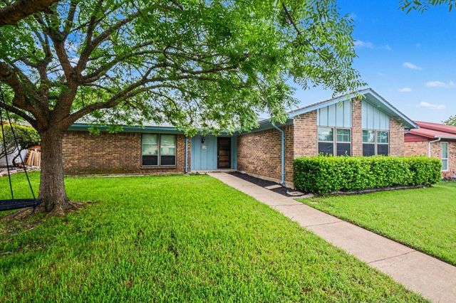 1738 Glouchester Dr — North Star West Estates