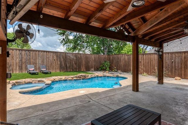 5224 Briarwood Dr — Villages of Lake Forest 03