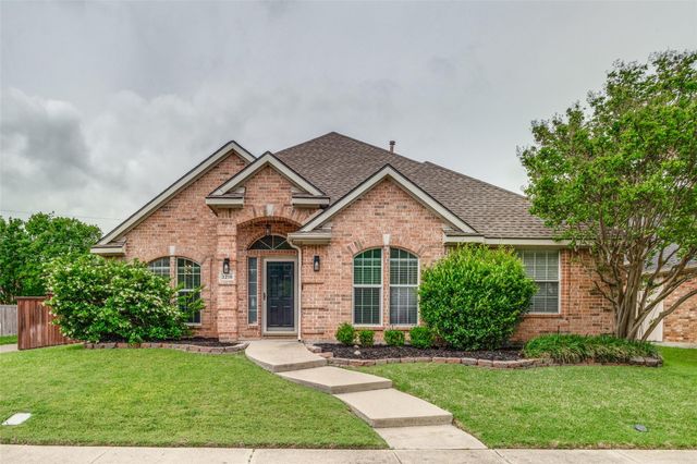 3218 Brentwood Dr — Eldorado Crossing
