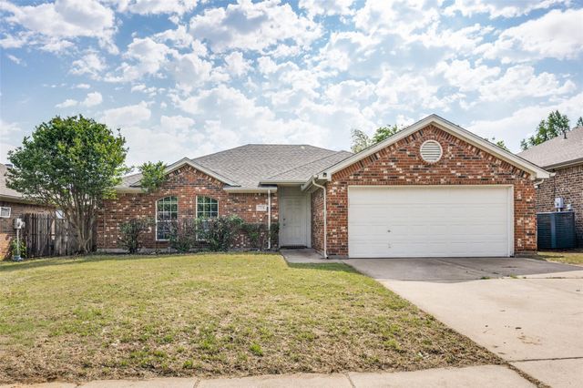308 Rock Hill Dr — Mesa Vista Add