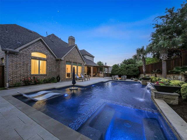 3980 Hickory Grove Ln — Newman Village