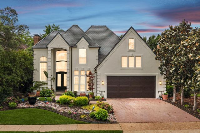 2012 Crockett Ct — Cottonwood Valley Ph 02