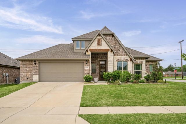 1606 Sherwood Dr — Lakeview Estates #1