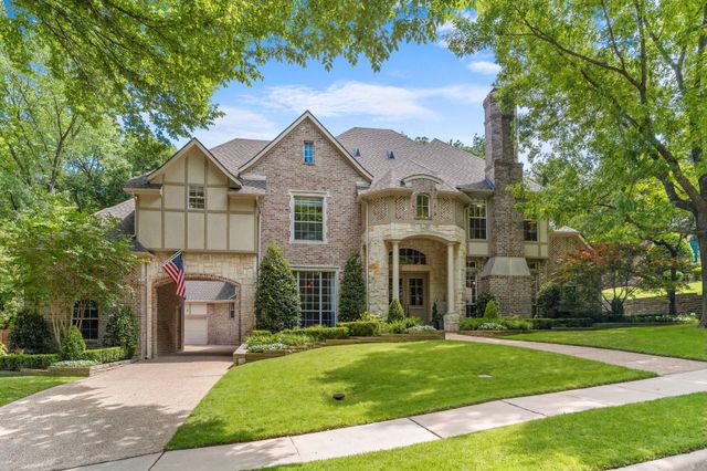2203 Stanford Ct — Forest Ridge