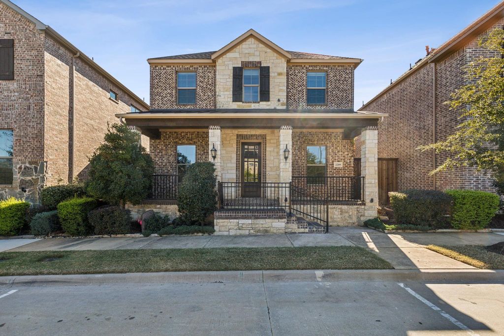 2209 6th Ave Flower Mound, TX 75028