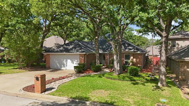 6020 Paradise Dr — Paradise