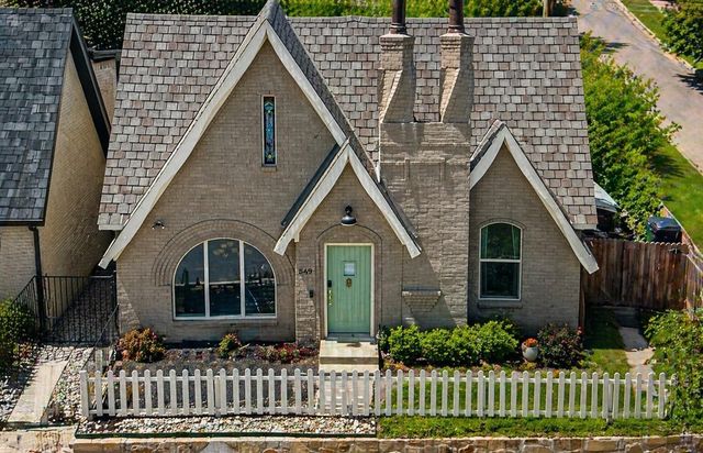 549 N Johnson St — Lustig Add