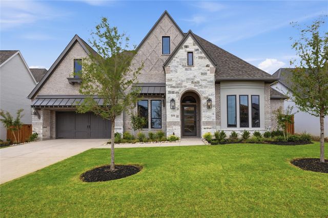 2630 Live Oak Ln — Star Trail