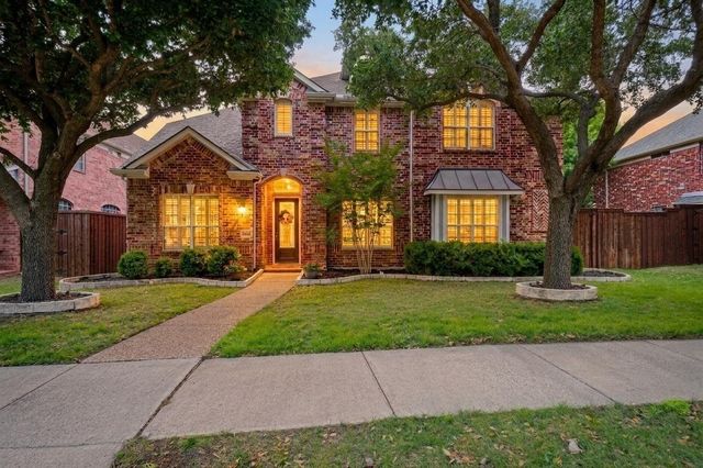 10172 Bowling Green Dr — Village At Panther Creek Ph One The