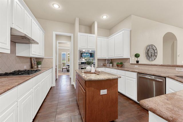 5824 WOODWIND Dr — Windhaven Sec Four