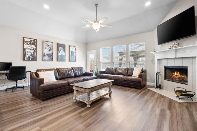 3605 Worthington Dr — Kensington Park North Ph 2