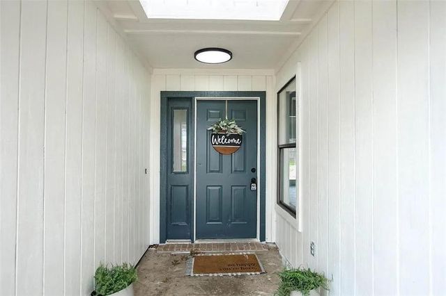 4002 Blueridge Ct — Shorewood Hills Add