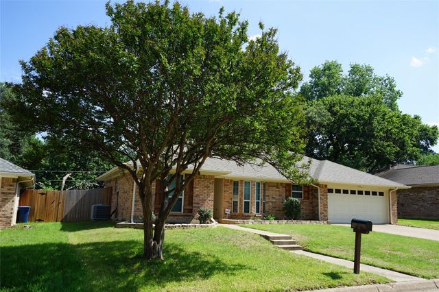 3221 Elkhart Ct — Williams Place Add