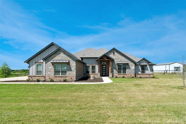 587 Old Agnes Rd — Saddlecrest Estates Ph 1