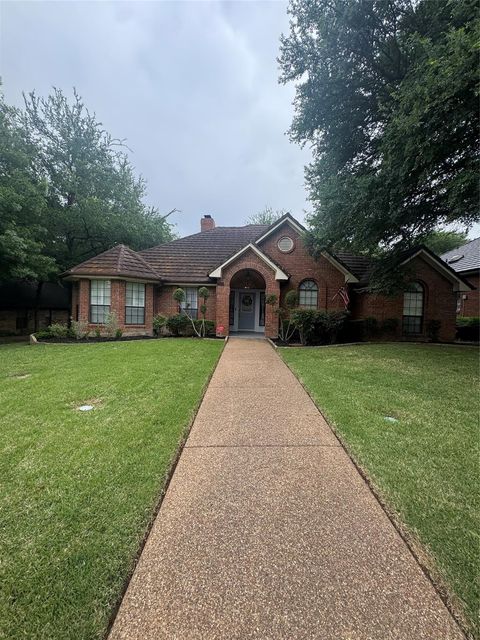 713 Ashley Dr — Wintergreen North II