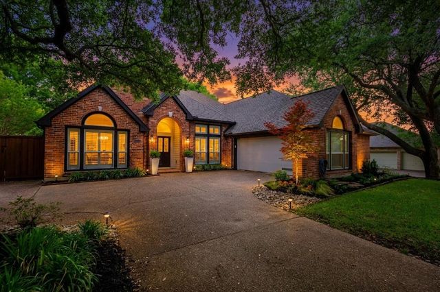 2709 Northview Dr — Creek Crossing Ph I