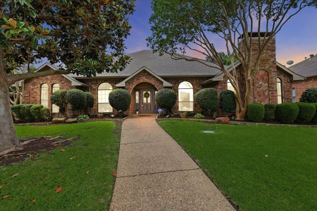 1516 Glastonbury Dr — Briarmeade Vii