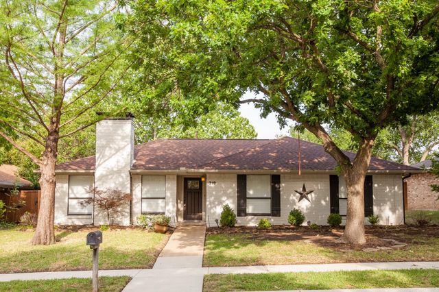 319 Gwendola Dr — Northwood Park Add #3