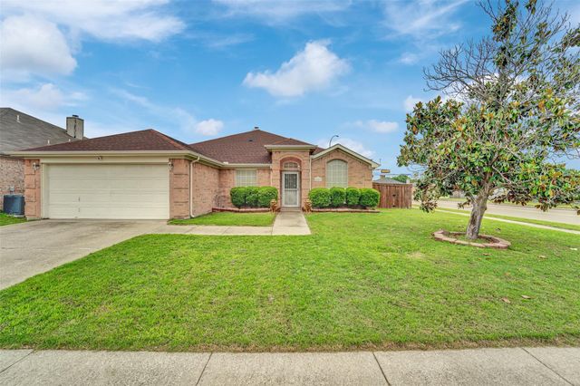 2207 Hickory Wood Trl — Harwood Meadows Add