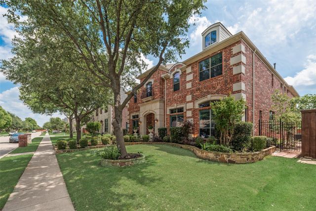 4568 Kentucky Dr — Deerfield North Ph III