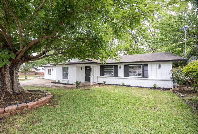 1208 Andrews St — Woodbrook Add